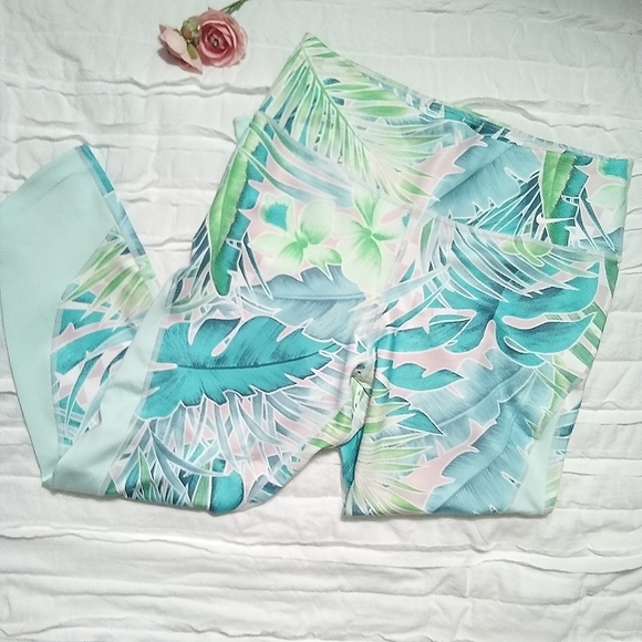 Nike Pants - 🩵New Nike Athletic Tights 🩵